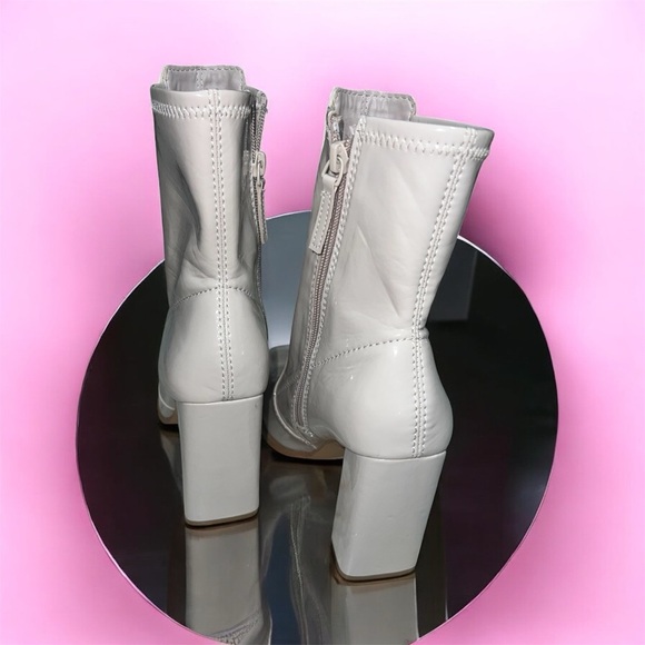 Aldo Shiny Heeled Boots Soft light Pink/Nude color - Picture 3 of 5